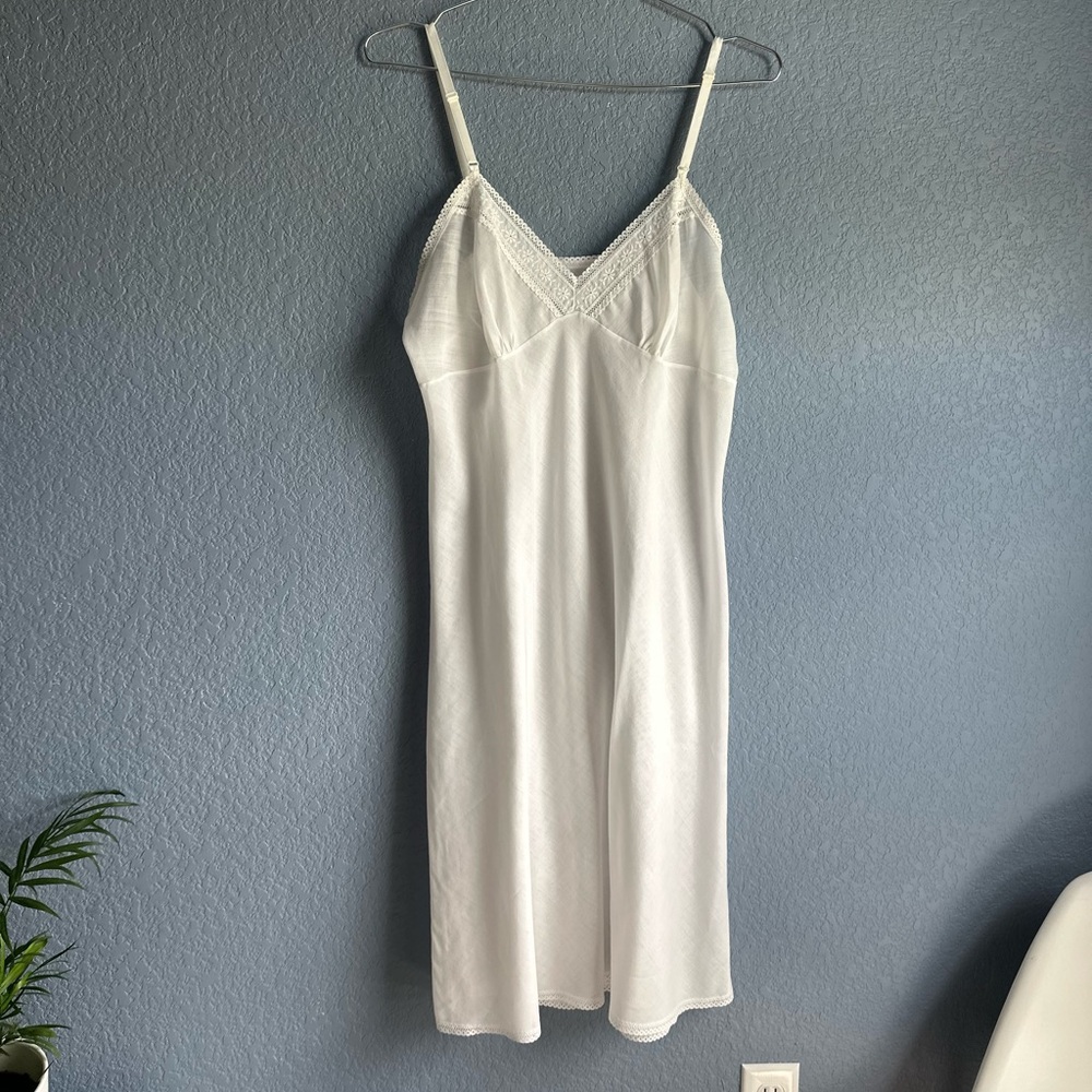 Vintage Elegant White Lace Trim Slip Dress
